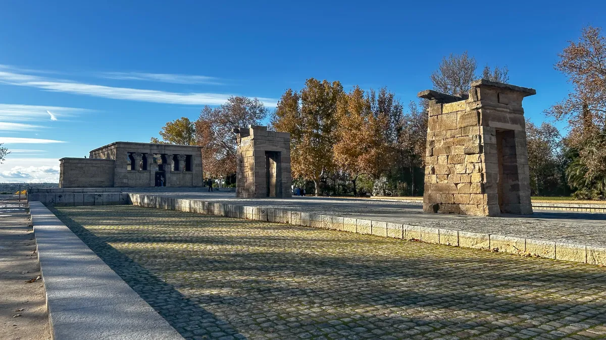 Templo de Debod and its esplanade on a clear afternoon, Madrid